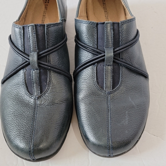 Naturalizer Black Leather Comfort Shoes Womens Sz 8.5M Slip-On Travel Everyday - Picture 4 of 10